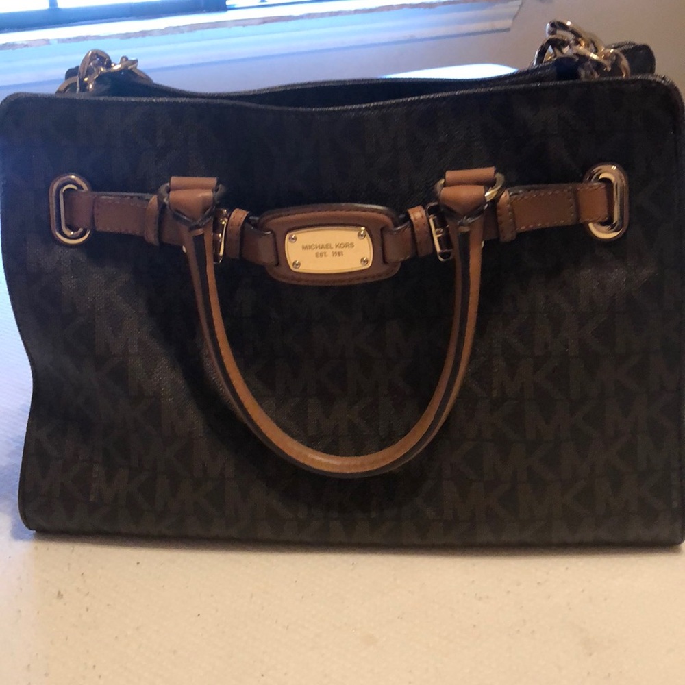 Michael kors purse